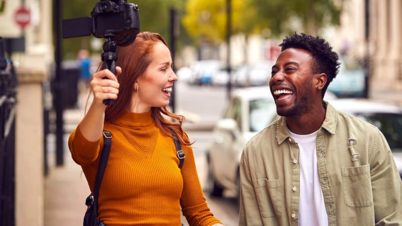 young-couple-travelling-through-city-together-vlog-2024-10-22-00-44-04-utc